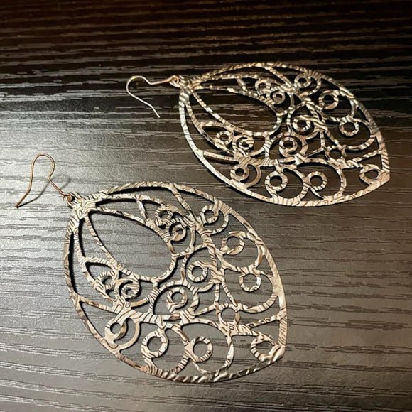 Charming Charlie Jewelry - Charming Charlie Oval Cutout Drop Dangle Earrings
